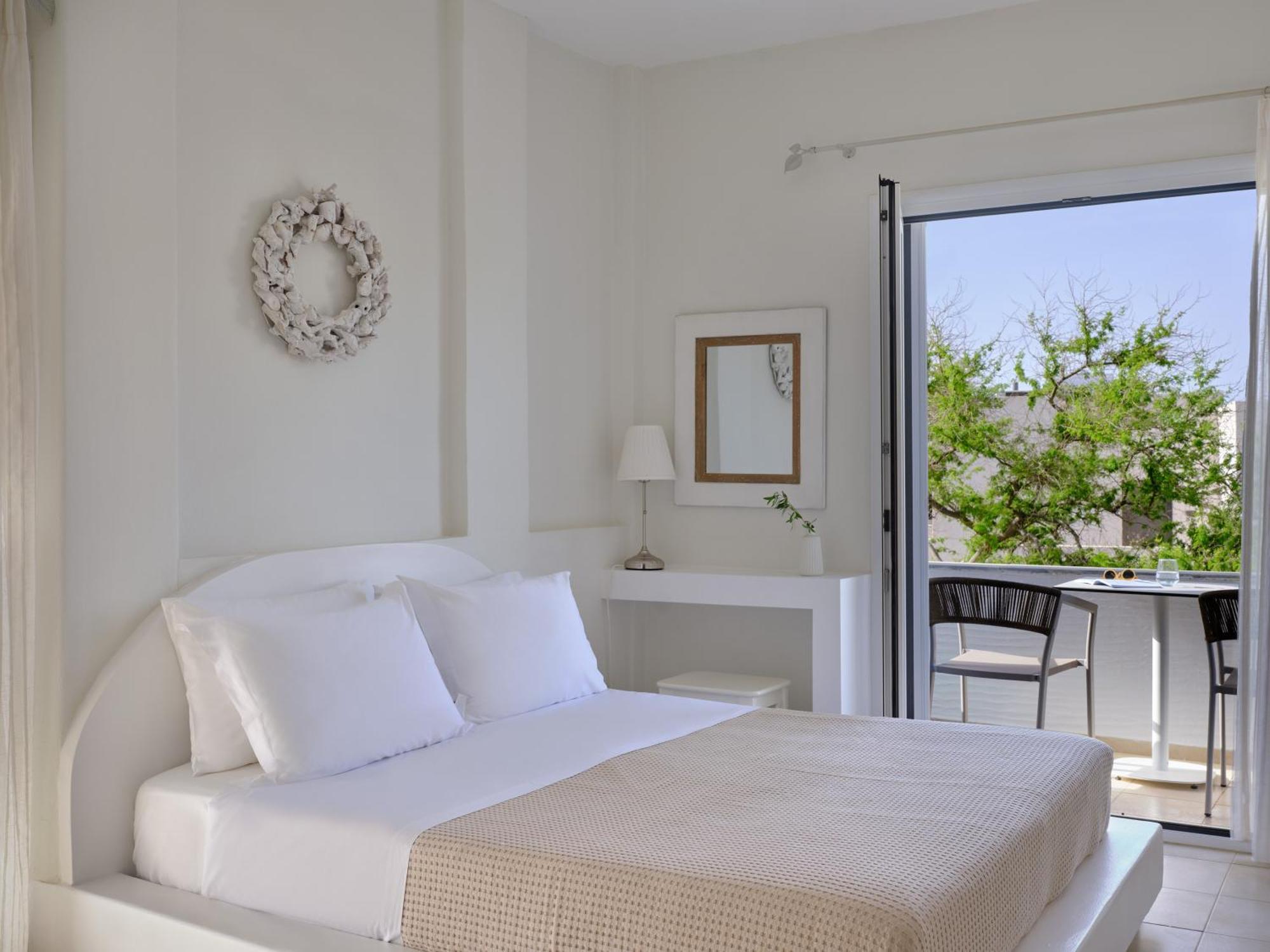 Aelia Apartment Agios Petros Exterior photo